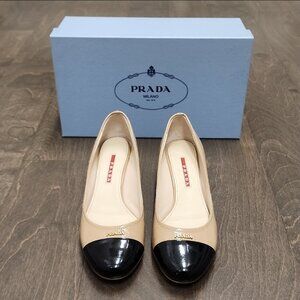 100% Authentic!! Prada Logo Black Beige Patent Block Heels Pumps